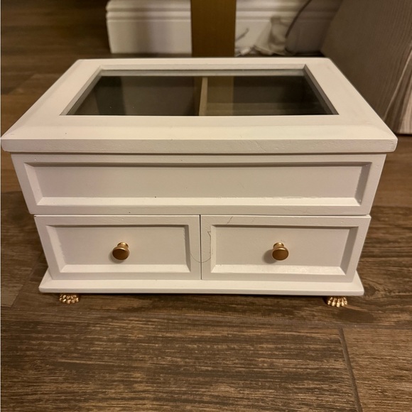 White Jewelry Box with Gold Accents - Picture 3 of 6